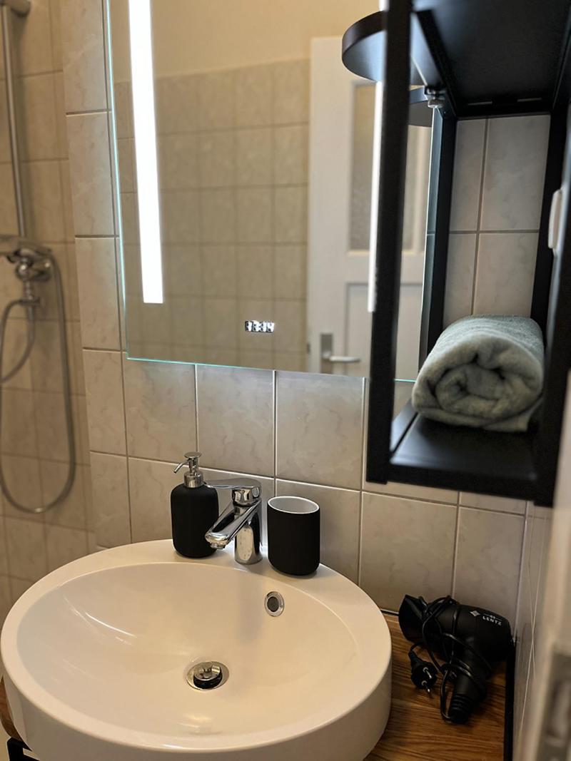 Easy And Cozy Apartment Duisburg Luaran gambar